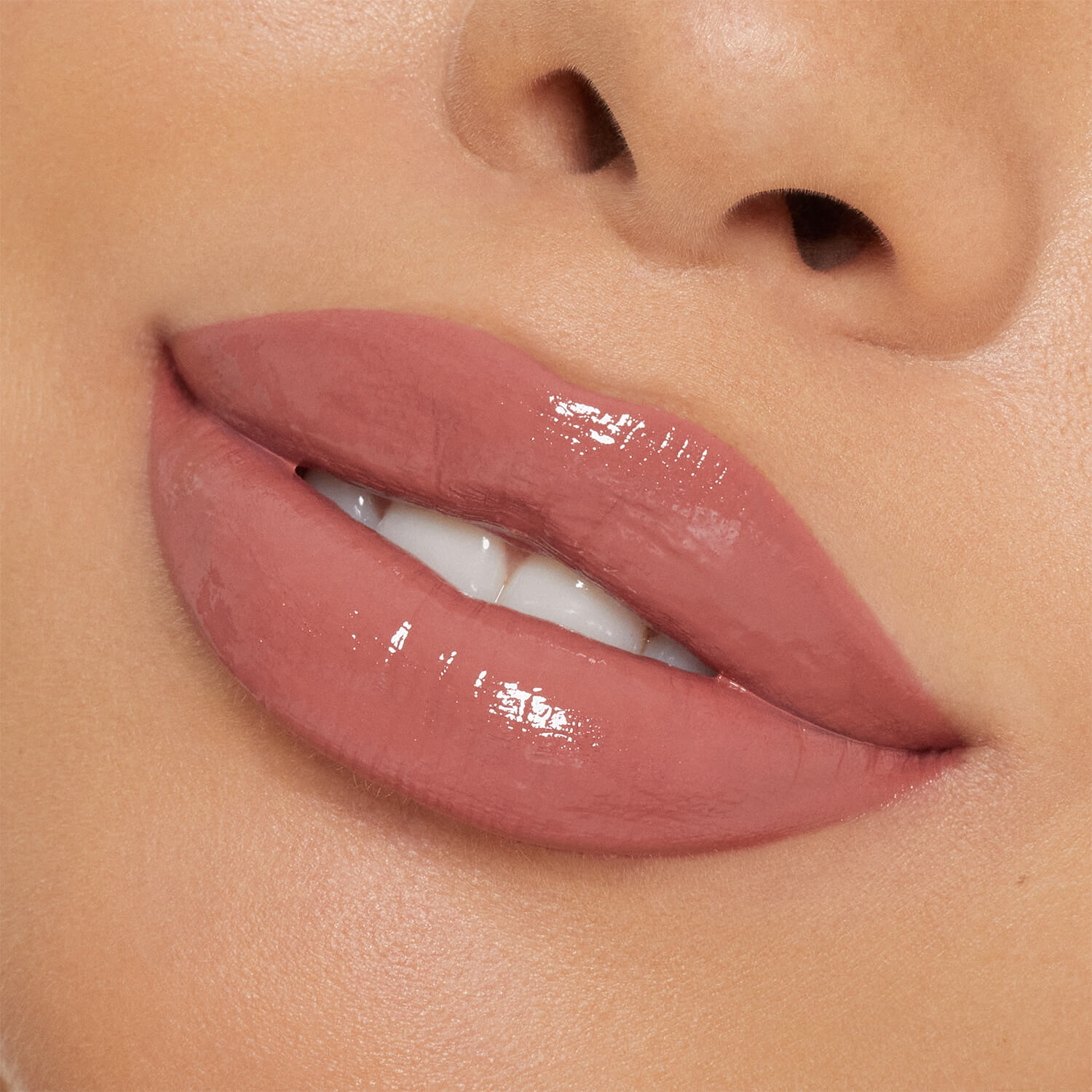 KJ LIP SHINE LACQUER (LABIAL L&Iacute;QUIDO)